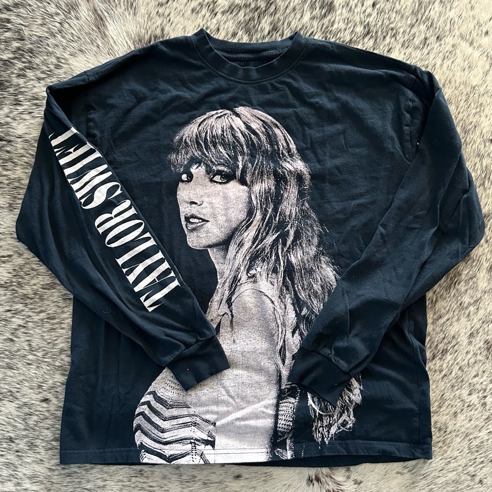 Taylor Swift 2023 Eras Tour Ling Sleeve Tee